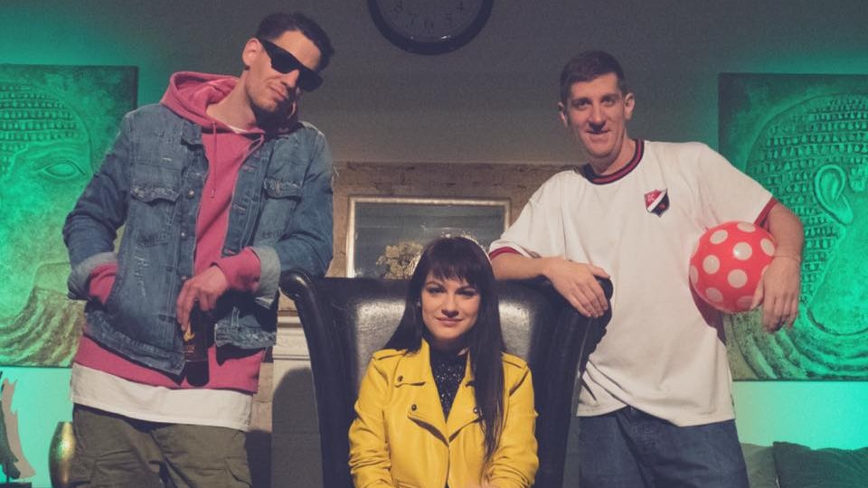 Hősök Kilépő Mentha Szélinger Anna Eckü