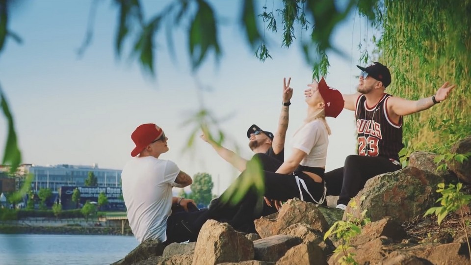 BSW Rico Miss Mood Éld át videóklip